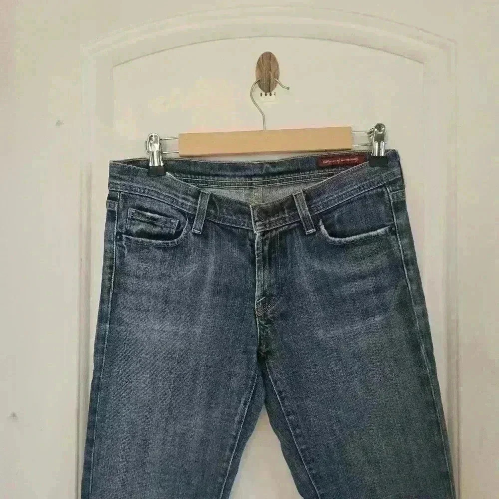 P7427 COH medium wash country  flared bootcut  denim jean size 27 - Picture 2 of 8